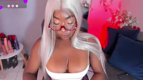 NINI  online show from 12/20/25, 03:41