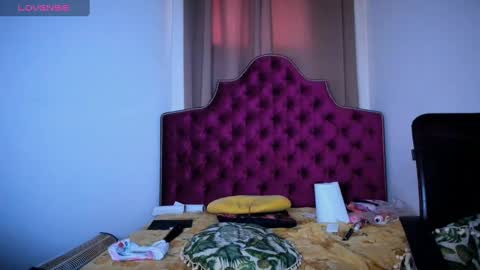 Snapshot of ninna_dee chatting on 12/08/24, 11:03 nina dee online show from 12/08/24, 11:03