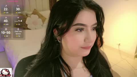 Nina online show from 04/12/26, 12:43