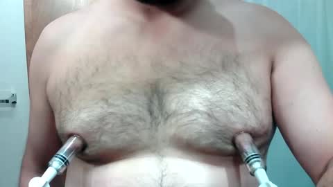 Snapshot of nipps2clamp chatting on 10/20/25, 03:07 Joe online show from 10/20/25, 03:07