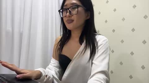 Snapshot of niravoid chatting on 09/25/25, 07:28 niravoid online show from 09/25/25, 07:28