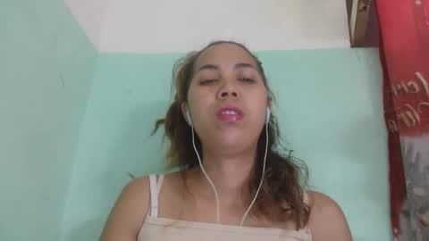 Snapshot of nirisouh chatting on 02/23/25, 10:49 nirisouh online show from 02/23/25, 10:49