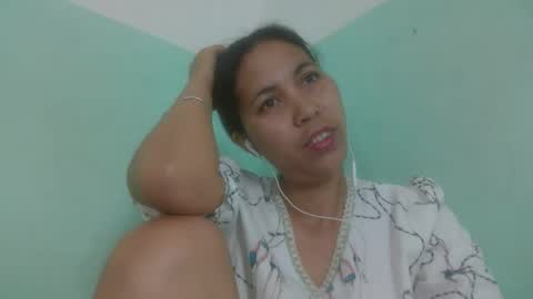 Snapshot of nirisouh chatting on 10/13/25, 05:51 nirisouh online show from 10/13/25, 05:51