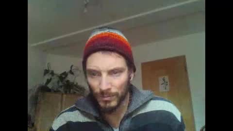 Snapshot of nitai84 chatting on 12/26/24, 11:54 Nitai online show from 12/26/24, 11:54