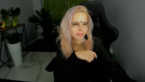 Nita online show from 12/21/25, 02:30