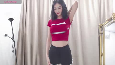 Snapshot of niufrommacau chatting on 11/03/25, 03:02 Niu online show from 11/03/25, 03:02