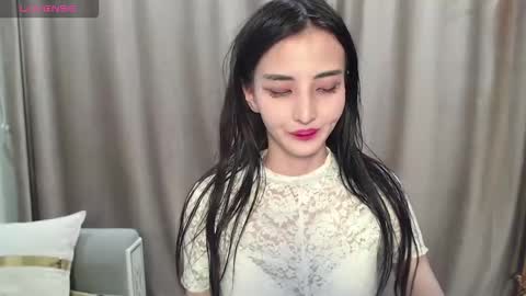 Snapshot of niufrommacau chatting on 12/01/25, 03:50 Niu online show from 12/01/25, 03:50