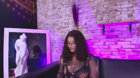 Snapshot of nixie_sky chatting on 07/14/26, 04:06 Sky online show from 07/14/26, 04:06