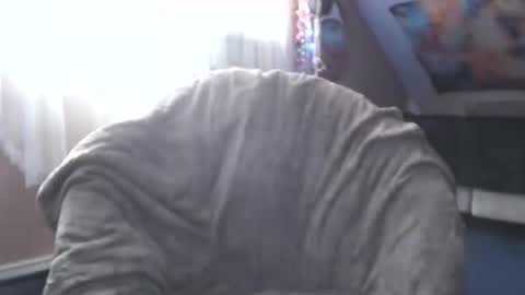 Snapshot of no_facequeen chatting on 01/15/26, 02:21 Leah online show from 01/15/26, 02:21