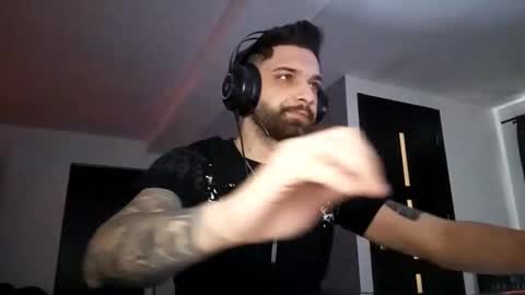 Snapshot of no_name_n33d chatting on 02/06/25, 09:00 no_name_n33d online show from 02/06/25, 09:00