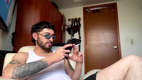 noa_bonucci online show from 12/21/25, 07:10