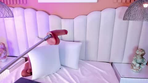 Noa online show from 11/07/25, 08:03