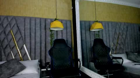 Snapshot of noaahtylor chatting on 05/29/26, 04:32 Noah online show from 05/29/26, 04:32