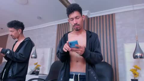 Snapshot of noaahtylor chatting on 06/11/26, 05:05 Noah online show from 06/11/26, 05:05
