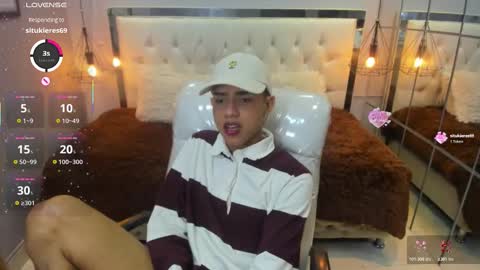 Snapshot of noah295155 chatting on 03/13/26, 06:47 Alex online show from 03/13/26, 06:47