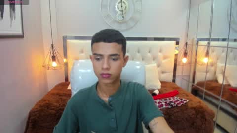 Snapshot of noah295155 chatting on 03/15/26, 05:52 Alex online show from 03/15/26, 05:52