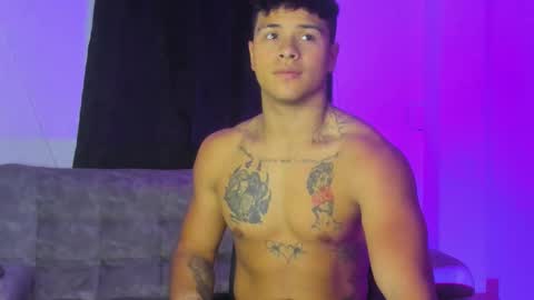 Snapshot of noah_223 chatting on 11/23/25, 12:54 noah_223 online show from 11/23/25, 12:54