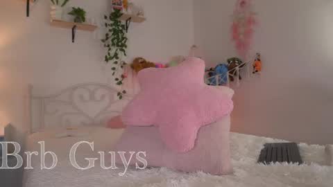 noah__23 online show from 05/18/26, 10:37