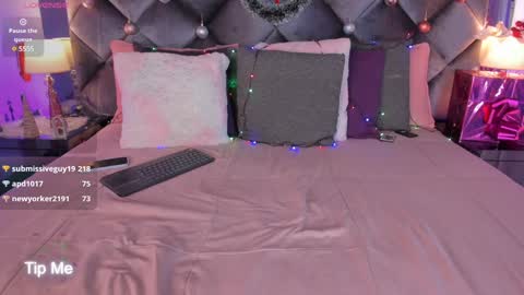 Sara  online show from 12/06/24, 06:59