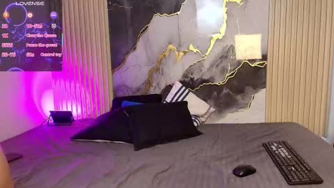 Snapshot of noah_bellarose chatting on 03/15/26, 01:50 online show from 03/15/26, 01:50