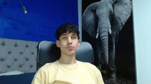 Snapshot of noah_brigth chatting on 12/10/24, 01:54 Noah Brigth online show from 12/10/24, 01:54