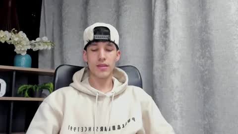 Noah Brigth online show from 02/21/25, 12:16