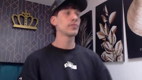 Snapshot of noah_brigth chatting on 03/02/25, 12:31 Noah Brigth online show from 03/02/25, 12:31