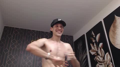 Snapshot of noah_brigth chatting on 03/05/25, 06:12 Noah Brigth online show from 03/05/25, 06:12