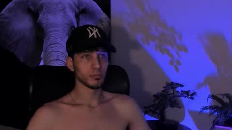 Snapshot of noah_brigth chatting on 10/14/25, 03:51 Noah Brigth online show from 10/14/25, 03:51