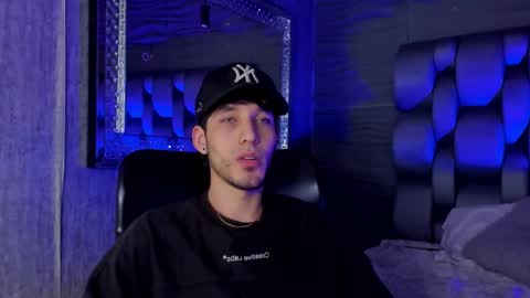 Snapshot of noah_brigth chatting on 10/29/25, 07:43 Noah Brigth online show from 10/29/25, 07:43