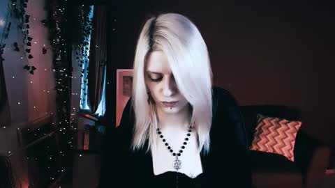 Snapshot of noah_elmer chatting on 10/03/25, 02:47 REAL name LiaDM are always open online show from 10/03/25, 02:47