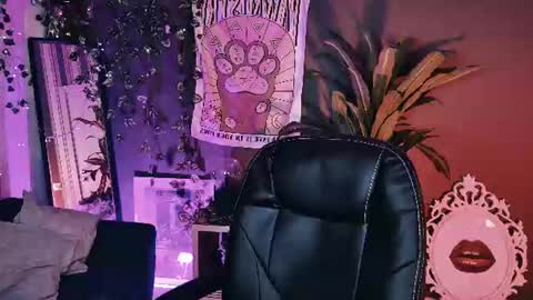 REAL name LiaDM are always open online show from 06/26/26, 03:49