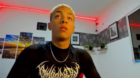 Snapshot of noah_flynn1 chatting on 10/03/25, 06:10 noah_flynn1 online show from 10/03/25, 06:10