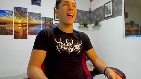 Snapshot of noah_flynn1 chatting on 02/04/26, 10:32 noah_flynn1 online show from 02/04/26, 10:32