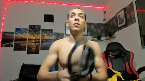 Snapshot of noah_flynn1 chatting on 03/16/26, 09:02 noah_flynn1 online show from 03/16/26, 09:02