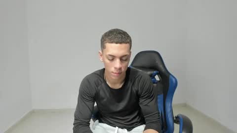 Snapshot of noah_flynn1 chatting on 03/31/26, 12:16 noah_flynn1 online show from 03/31/26, 12:16