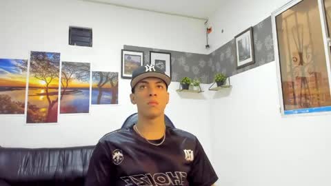 Snapshot of noah_flynn1 chatting on 05/04/26, 11:39 noah_flynn1 online show from 05/04/26, 11:39