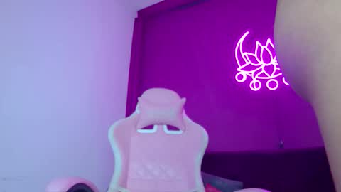 Snapshot of noah_greenhart chatting on 02/17/26, 11:22 Noah online show from 02/17/26, 11:22