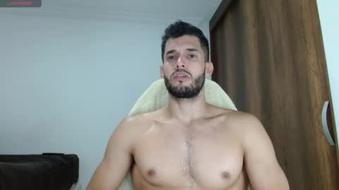 Snapshot of noah_jhonsonn chatting on 02/26/25, 02:14 Noah online show from 02/26/25, 02:14