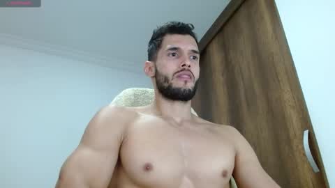 Snapshot of noah_jhonsonn chatting on 02/28/25, 02:09 Noah online show from 02/28/25, 02:09