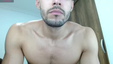 Snapshot of noah_jhonsonn chatting on 03/11/25, 05:35 Noah online show from 03/11/25, 05:35