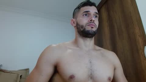 Snapshot of noah_jhonsonn chatting on 02/01/26, 03:10 Noah online show from 02/01/26, 03:10