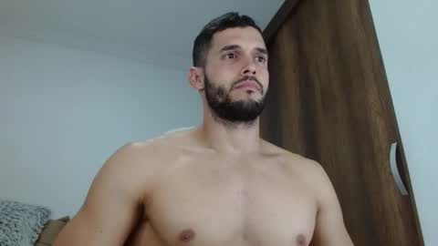 Snapshot of noah_jhonsonn chatting on 02/10/26, 02:15 Noah online show from 02/10/26, 02:15