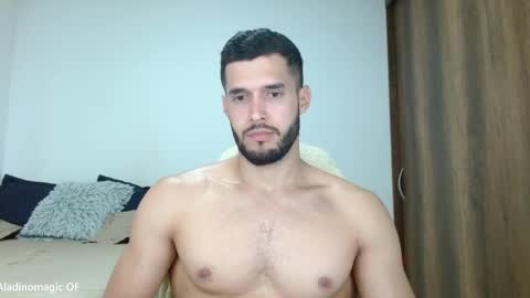 Snapshot of noah_jhonsonn chatting on 02/25/26, 05:55 Noah online show from 02/25/26, 05:55