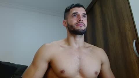 Snapshot of noah_jhonsonn chatting on 03/18/26, 11:24 Noah online show from 03/18/26, 11:24