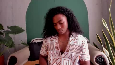 Noah online show from 11/21/25, 05:11