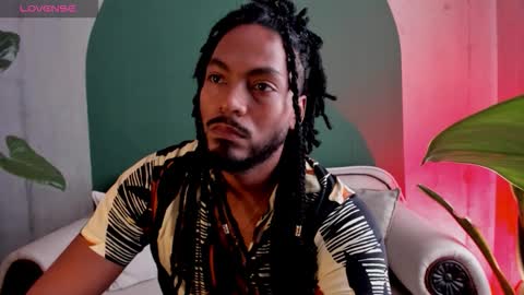 Snapshot of noah_jones__ chatting on 03/25/26, 06:36 Noah online show from 03/25/26, 06:36