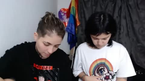 Snapshot of noah_martini chatting on 12/29/24, 11:08 noah hehim online show from 12/29/24, 11:08