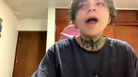 Snapshot of noah_martini chatting on 01/29/25, 11:25 noah hehim online show from 01/29/25, 11:25