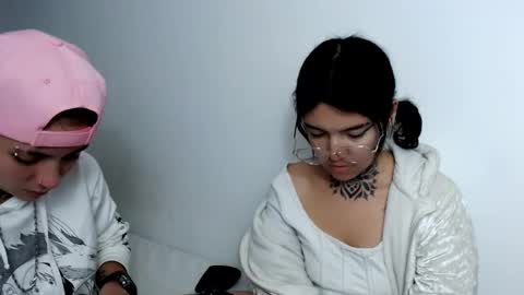 Snapshot of noah_martini chatting on 02/12/25, 11:51 noah hehim online show from 02/12/25, 11:51